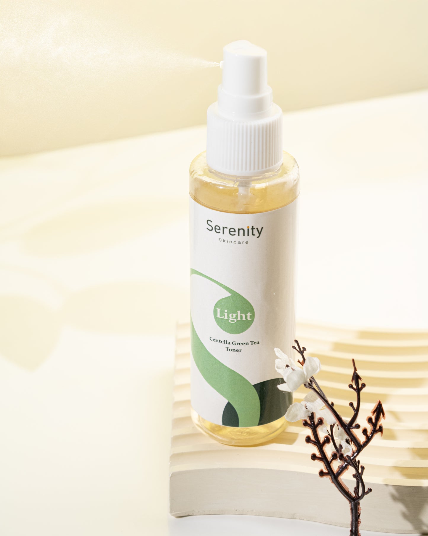 Light calming face toner